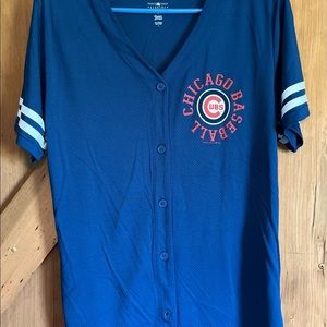 Woman’s Chicago Cubs Baseball Jersey-Large